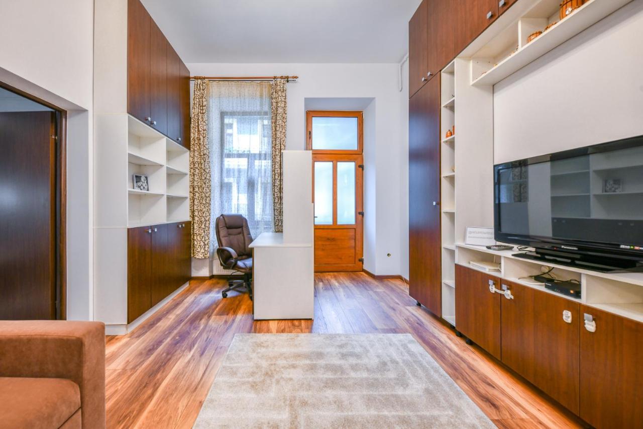 Glam Apartment كلوج-نابوكا المظهر الخارجي الصورة